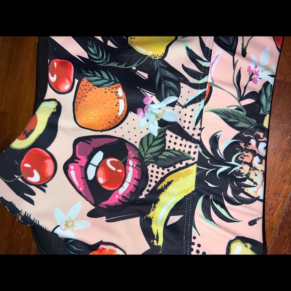 Sports Bra - Picture 10 of 10